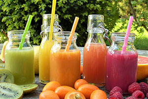 jus multifruit à base d'orange multivitaminé