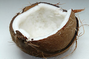 noix de coco amande mûre fraîche