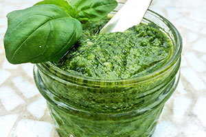 sauce pesto préemballée