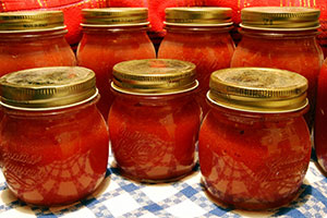 tomate coulis en boîte ou purée de tomates mi-réduite à 11%